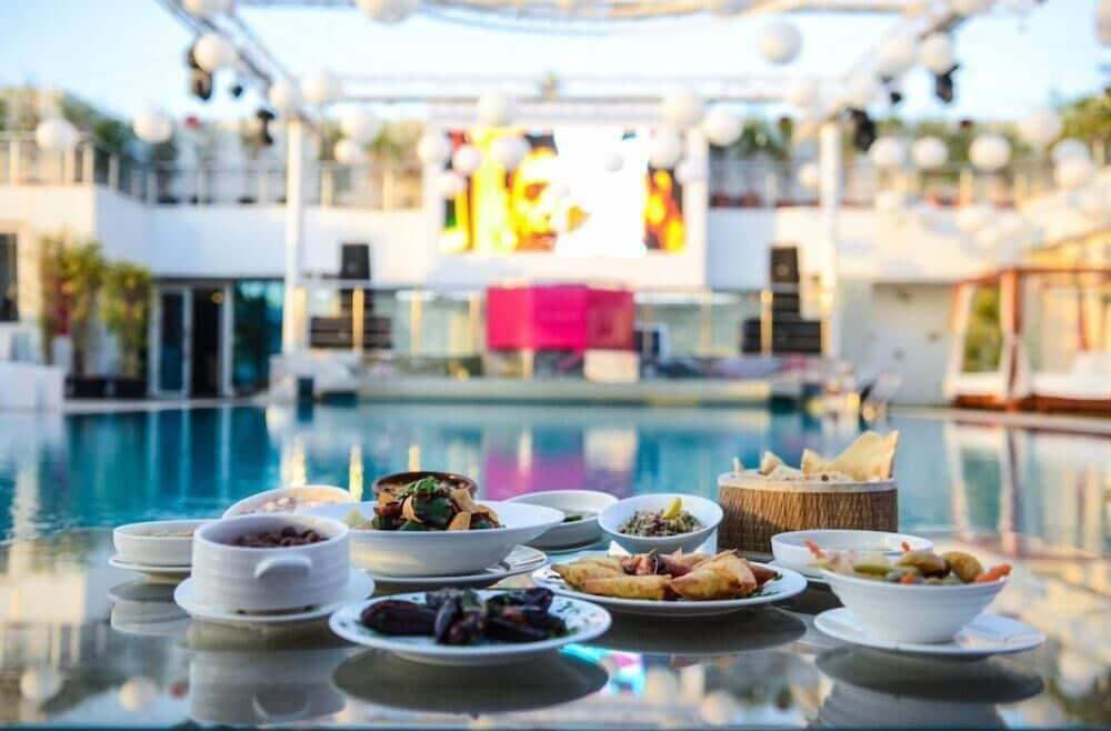קהיר Sun City Hotel - The Gabriel מראה חיצוני תמונה A selection of tapas