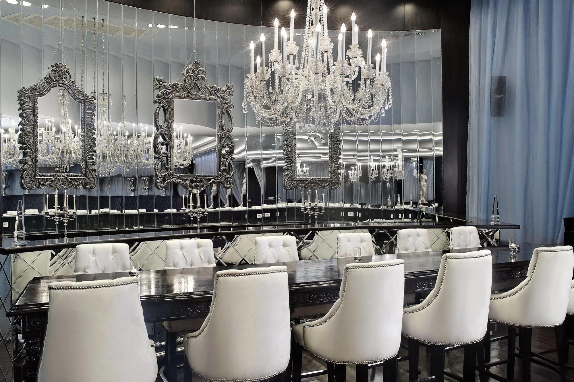 קהיר Sun City Hotel - The Gabriel מראה חיצוני תמונה The bar at the nightclub